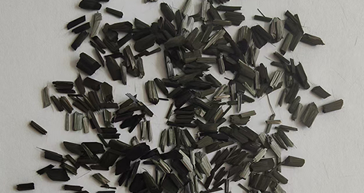 短切碳纤维的微观结构特征及其对力学性能的影响机制